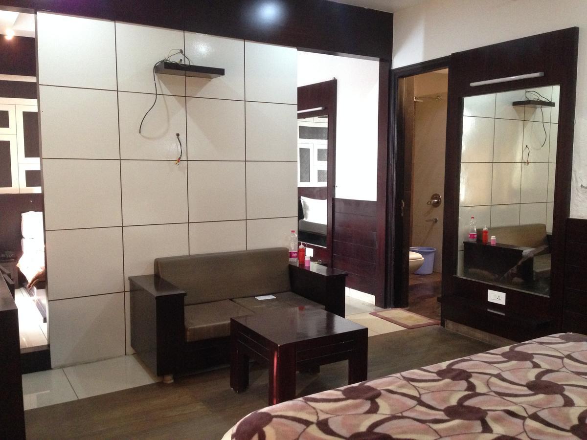 Hotel D2M Mansa Exterior photo