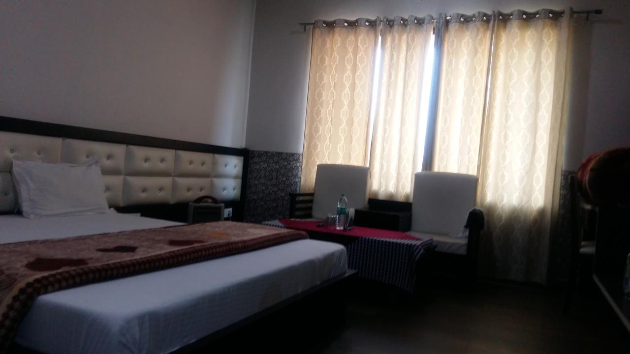 Hotel D2M Mansa Exterior photo